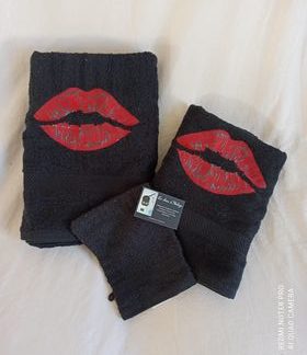 Ensemble bouche noires